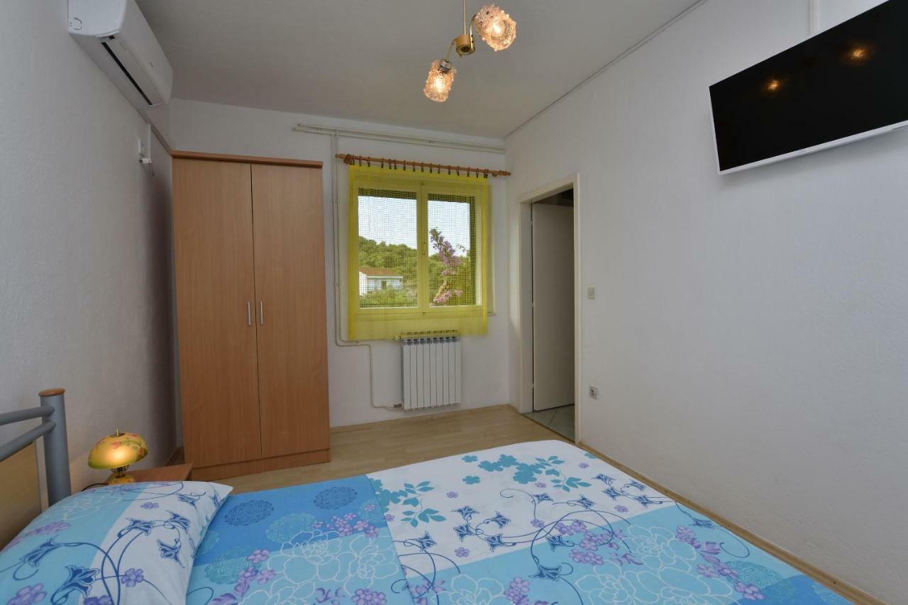 Apartment Dijo I Primošten Exterior foto